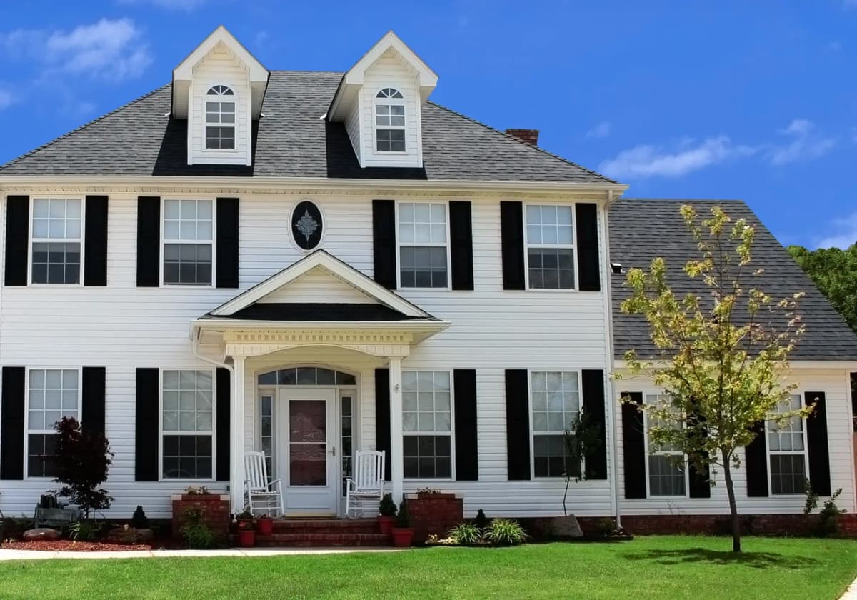 Professional exterior cleaning service in Niagara-on-the-Lake