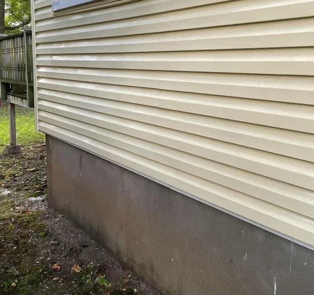 After — Exterior cleaning siding before and after in Stoney Creek, Hamilton