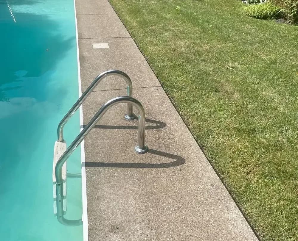 After — Concrete pressure washing before and after in Hamilton