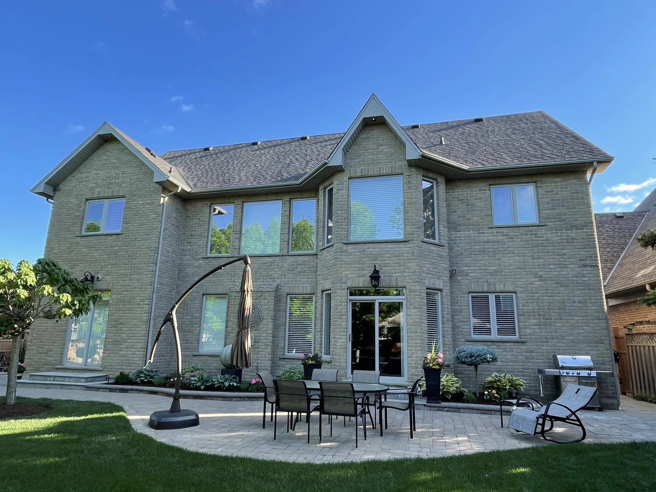 Windows being cleaned on a house in NIagara